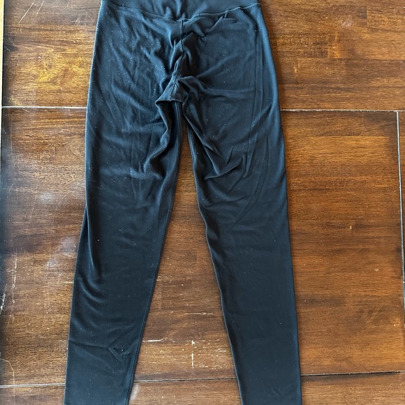 Offline By Aerie Black Leggings Size Extra Small - Picture 4 of 4